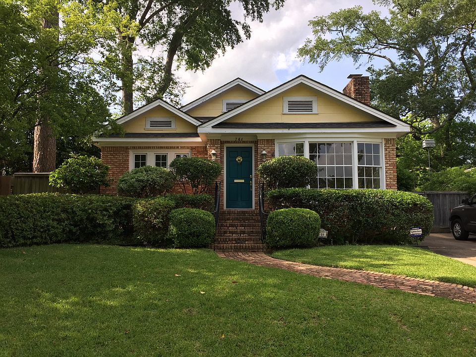 746 Elmwood