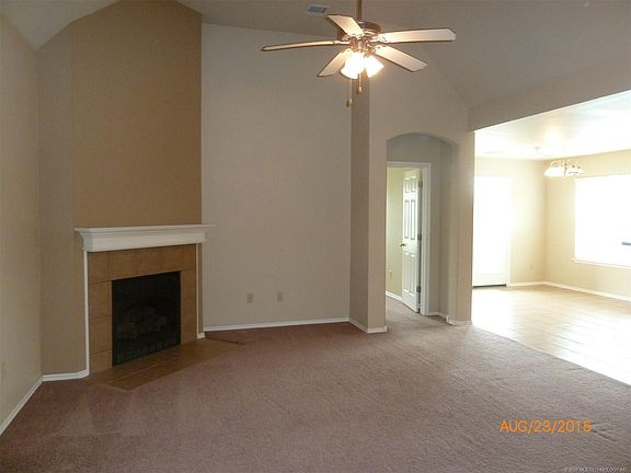 3rd image of 20526 E 35th St S