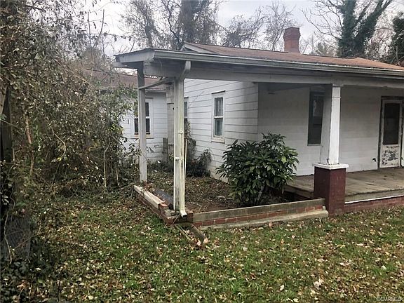 4th image of 5211 Euclid Ave