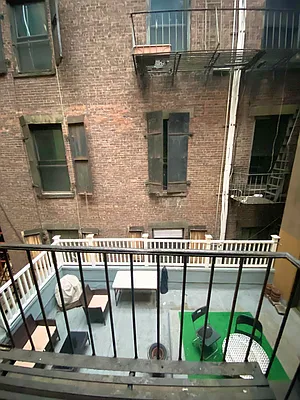 Rented by Bond New York | media 6