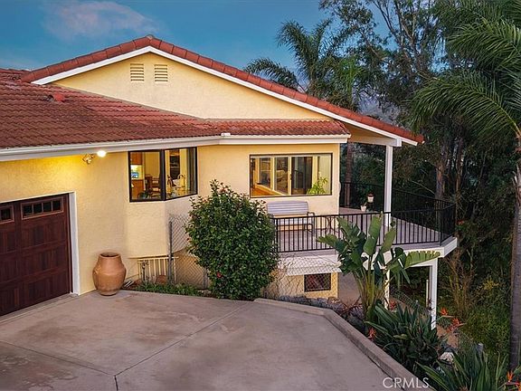 3rd image of 4408 Brodea Ln