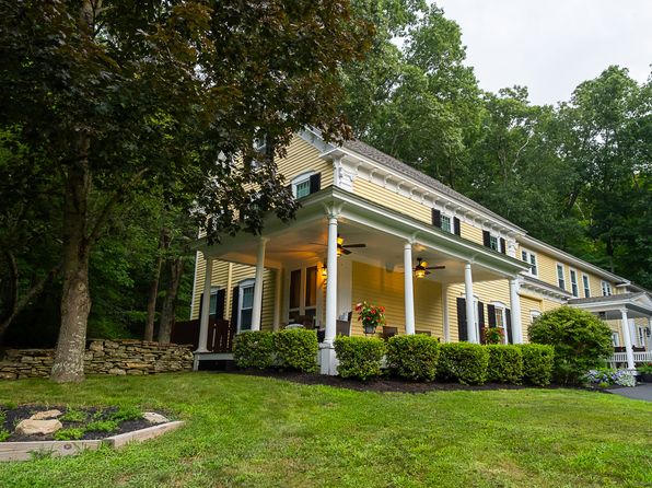 42 Hyde Rd, Brooklyn, CT 06234