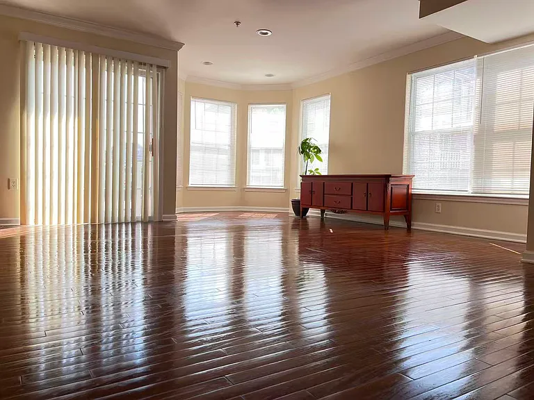 110 Adamecs Way — Photo 3