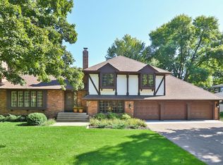 6025 Killarney Ln S, Minneapolis, MN 55436