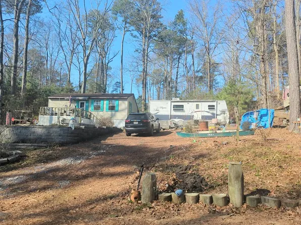 35031 Robin Ln, Horntown, VA 23395