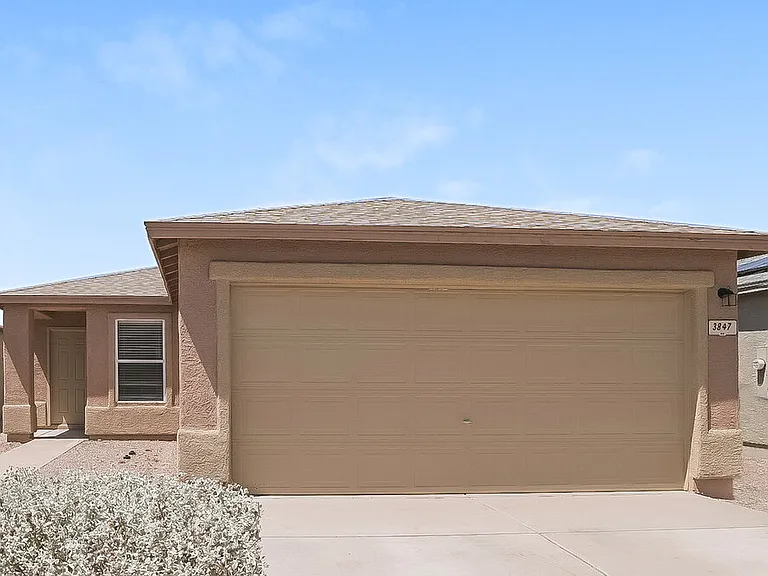 3847 E Hopseed Ln — Photo 1
