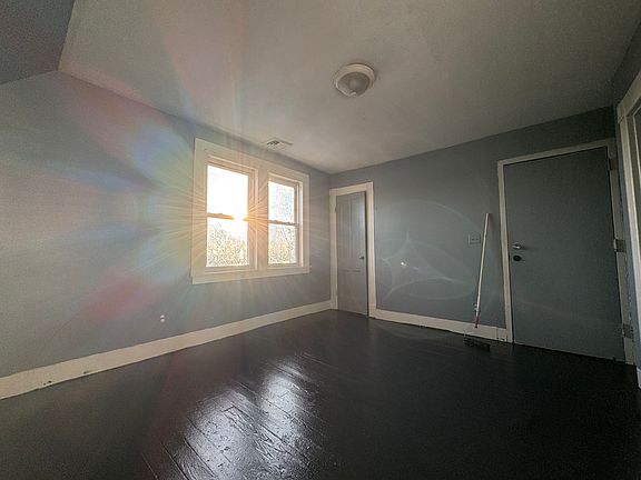 3rd image of 40 Dikeman St #3A