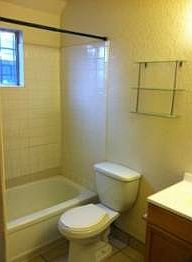 5th image of 1008 Alvarado Dr SE APT 10