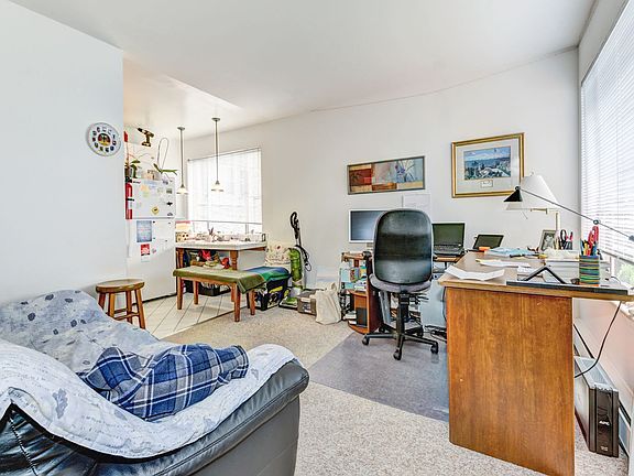 2nd image of 319 W Olympic Pl #204