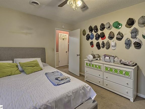 5th image of 317/319 Devonwood Ct