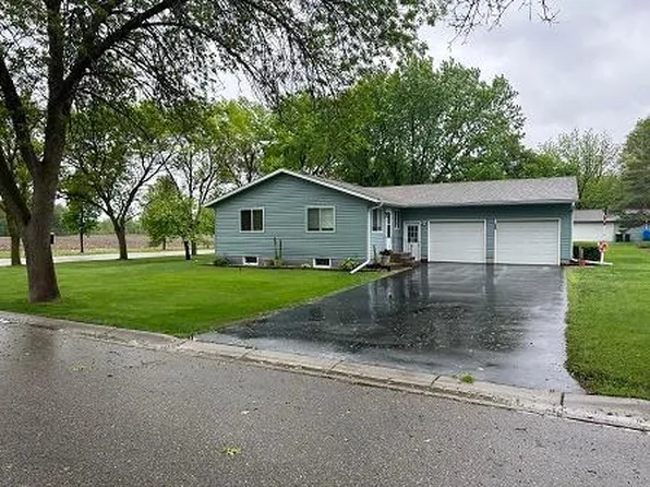 512 4th Ave S, Raymond, MN 56282