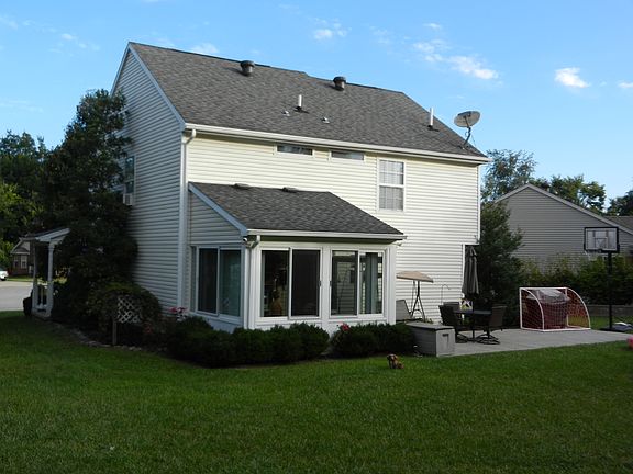4th image of 437 Parkside Dr