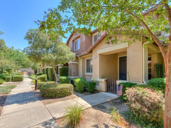 1152 W Walter Ave Unit 42, Fowler, CA 93625