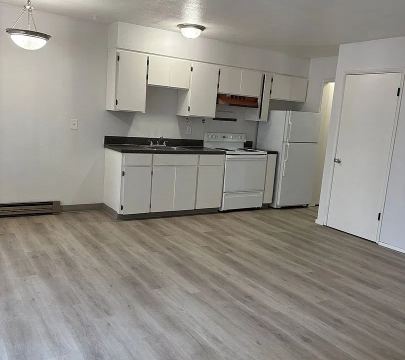 LS60TH - 233 NE 60th Ave.