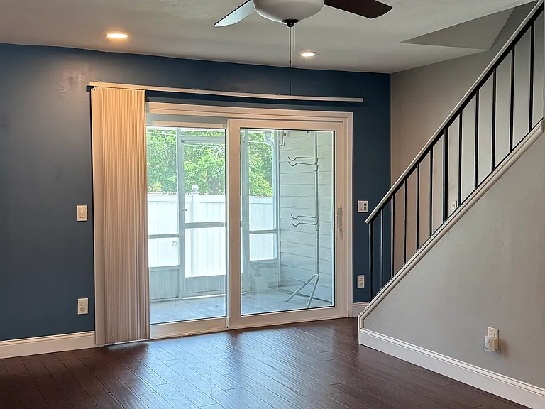 505 Sun Ridge Pl #122 — Photo 9