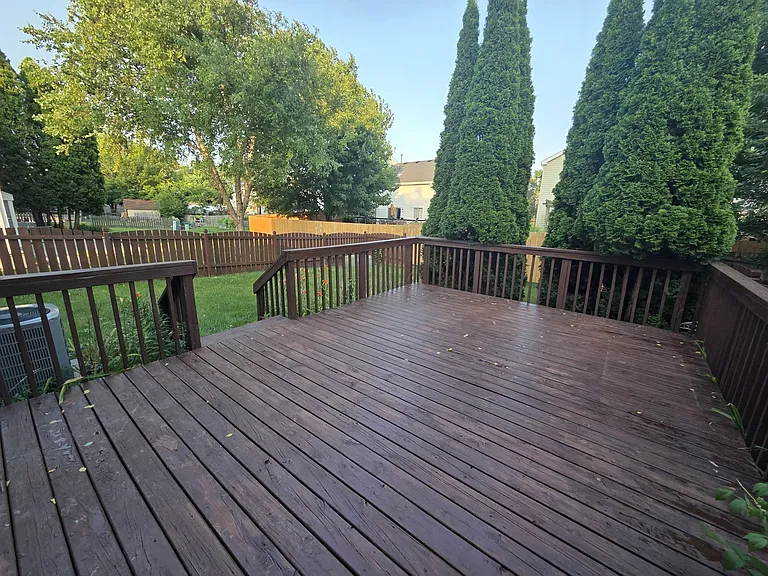 1485 Exeter Ln — Photo 17