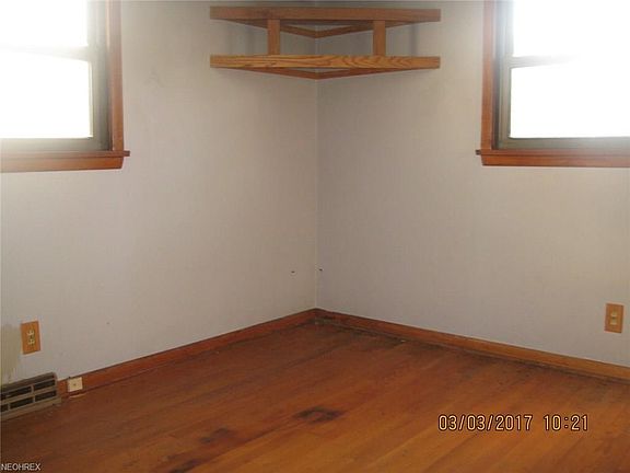 3rd image of 583 Maringo Ave