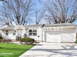 13610 12th St, Grandview, MO 64030