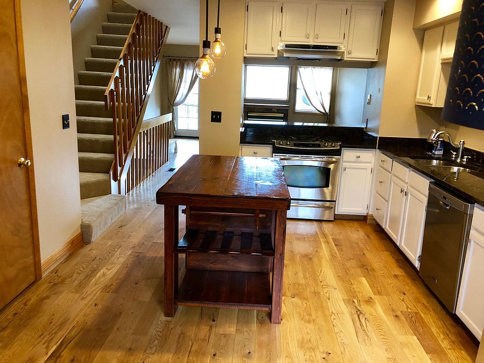 Courtyard entrance into kitchen