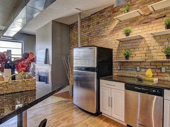 2nd image of 605 S 9th St APT 7