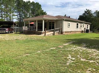 692 Highway 310, Como, MS 38619