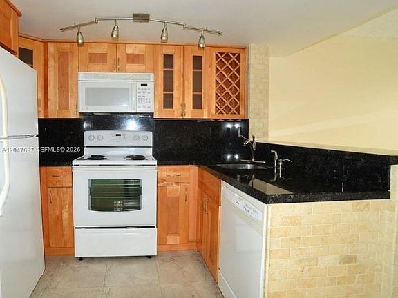 2nd image of 510 NW 86th Pl APT 104-12