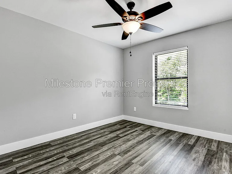 1323 S 5th Ave — Photo 20
