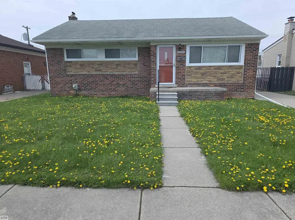 31257 Burton St, Saint Clair Shores, MI 48082