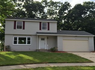 2647 Manitoba Ct NE, Grand Rapids, MI