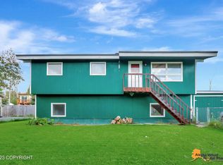 1513 Summit View St, Anchorage, AK 99504