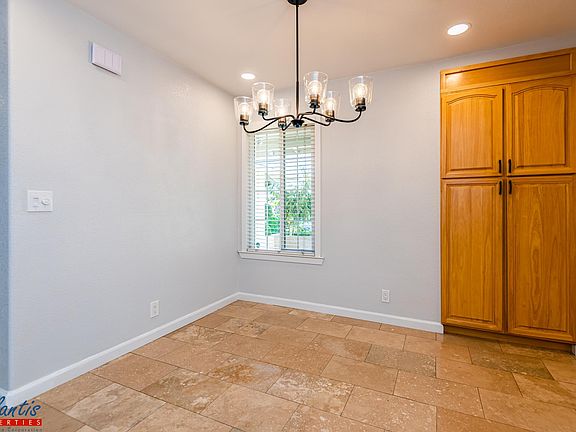 4th image of 3084 Balgray Ct