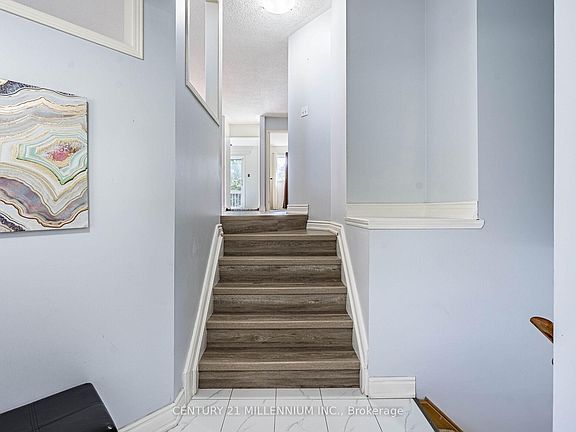 4th image of 425 Elmwood Ct