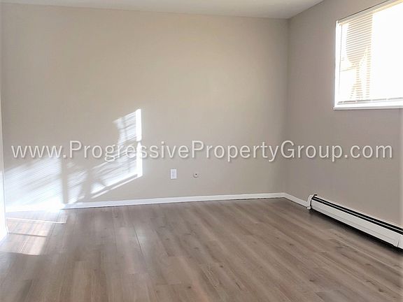 2nd image of 4234 Forest Hill Ct #2