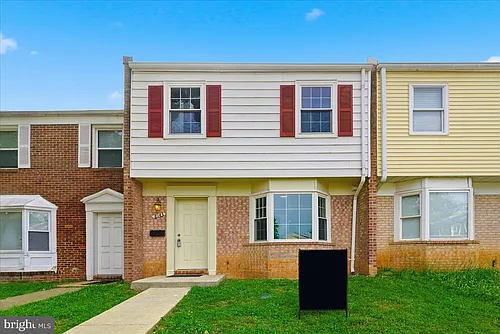 8143 Community Dr #8143 Photo 1