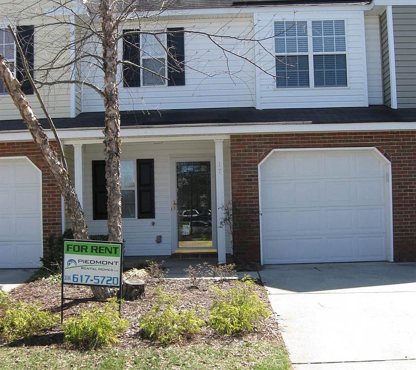 1st image of 17 Pickwick Pl
