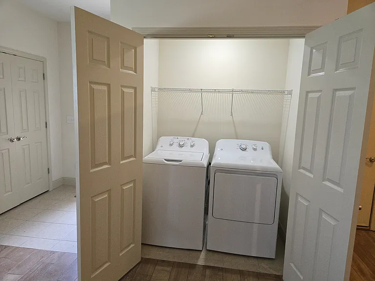 400B Lincoln Ave — Photo 4