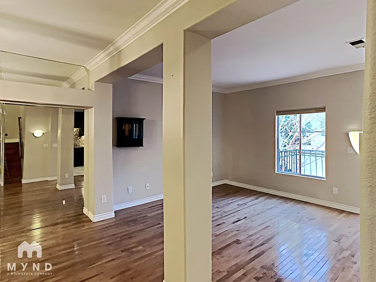 5117 Renaissance Ave #C — Photo 10