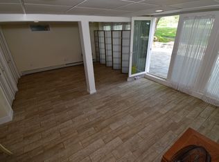 9 Spindrift Rd, Narragansett, RI 02882