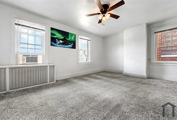 410 Eureka St — Photo 23