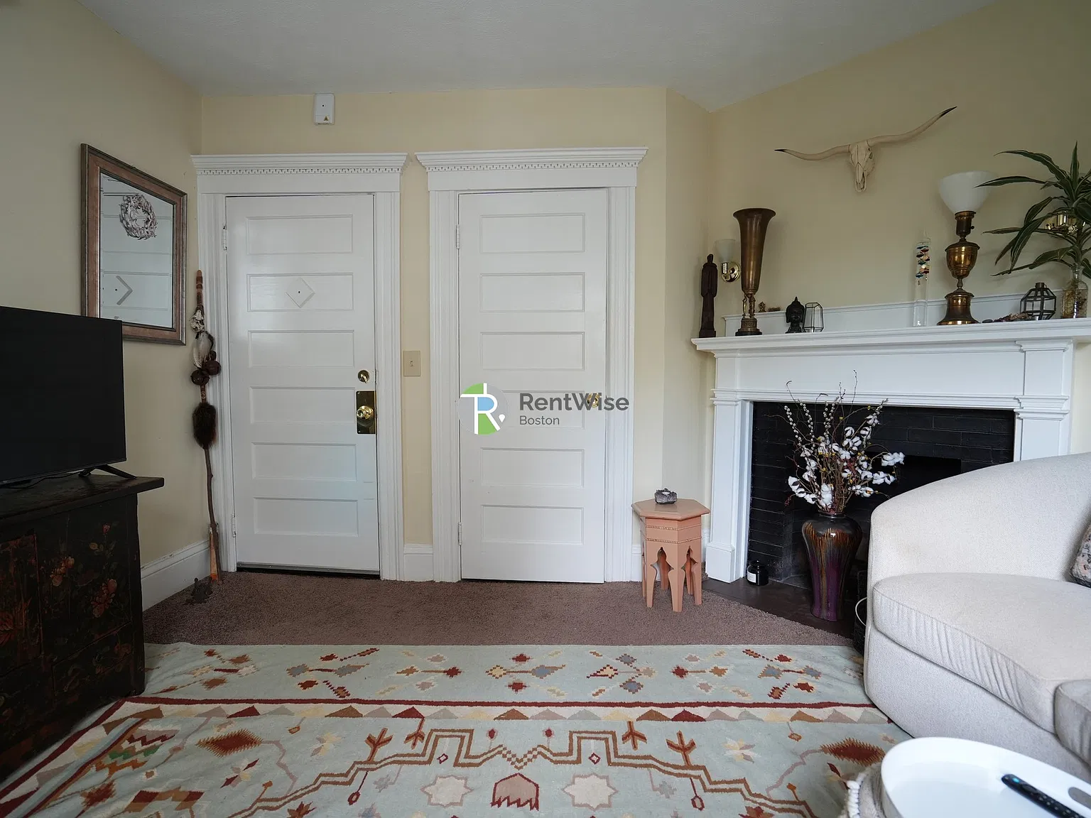 1 bed, 9999 sqft, $1,995 — Photo 2