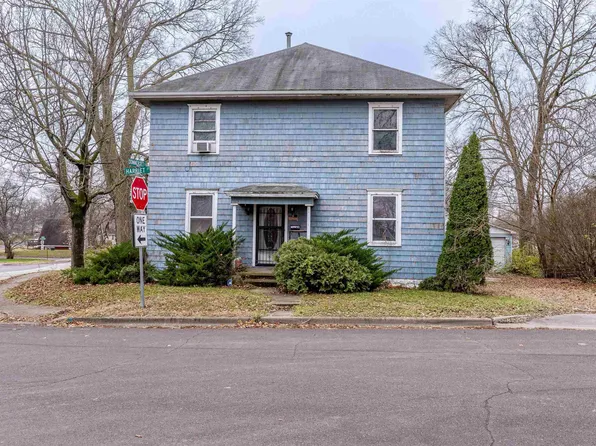 222 Harriet St, Pekin, IL 61554