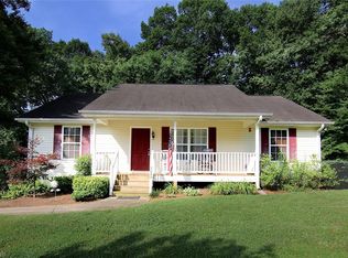 5030 Cobblestone Rd, Winston Salem, NC 27106