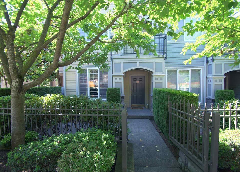Front entrance and patio