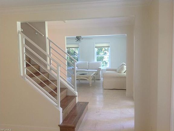 4th image of 5625 Shaddelee Ln W
