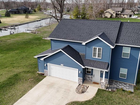 105 Southfield Rd, Winona Lake, IN 46590