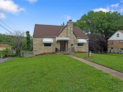 3131 E Barker Cir, Kansas City, KS, 66104