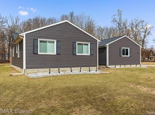 44020 Harris Rd, Belleville, MI 48111