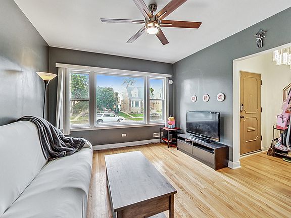 2nd image of 3137 N Neenah Ave