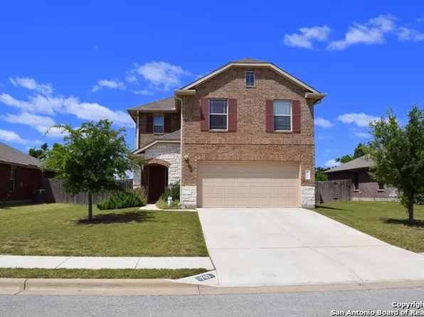 707 Encinita Dr, Leander, TX 78641