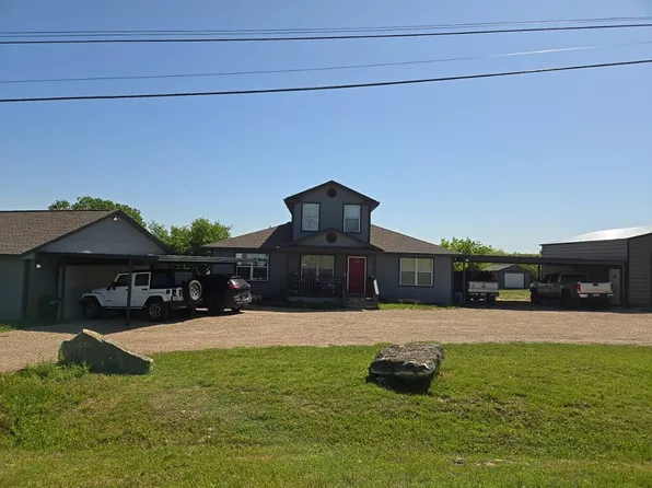 9708 1st St, Joshua, TX 76058